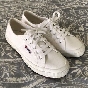 White supergas!